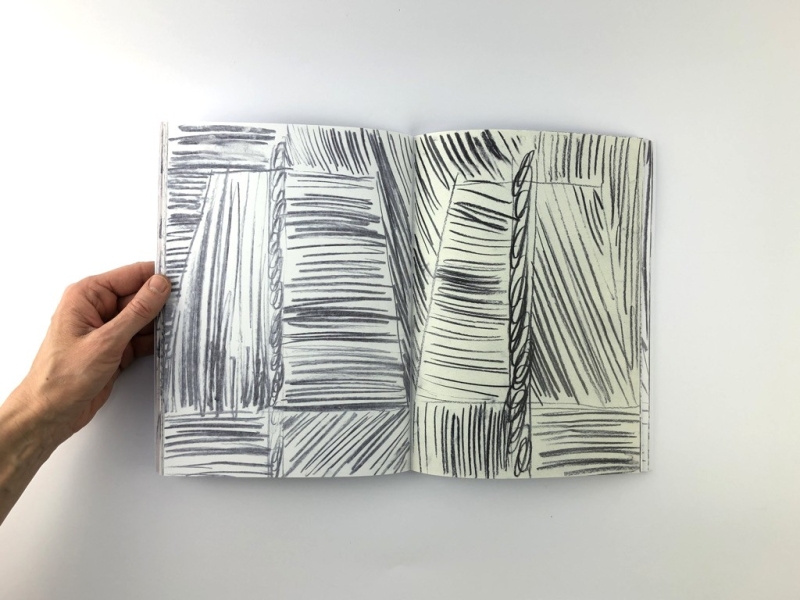 Out of the blue 118 pages 26,5 x 19,2 cm color las