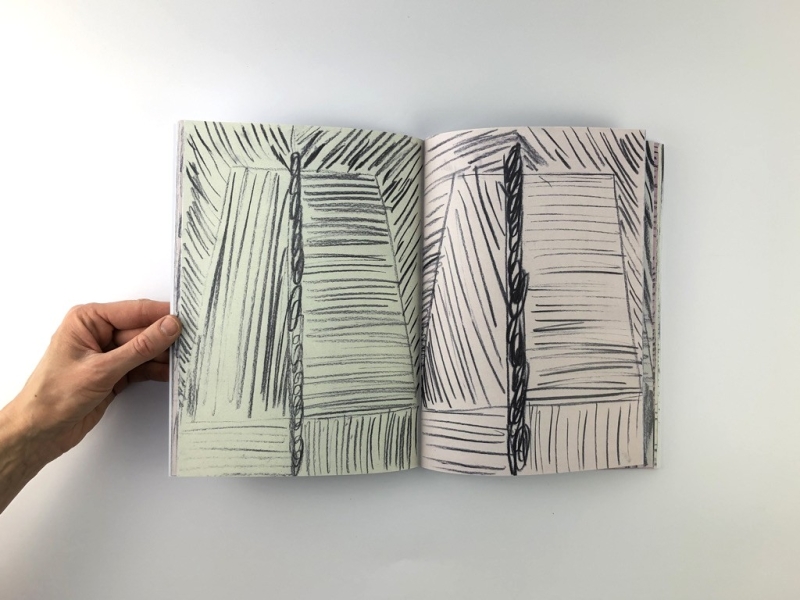 Out of the blue 118 pages 26,5 x 19,2 cm color las