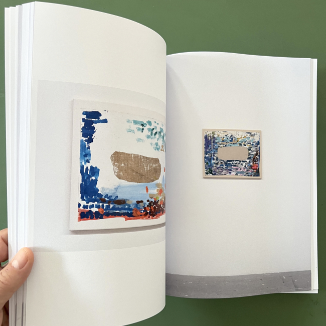 Negativ with a text by Eva Schmidt 