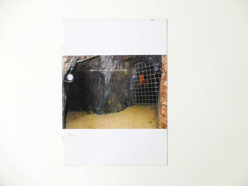 Empty Pocket Architecture 22 pages 20 x 27,5 cm b/